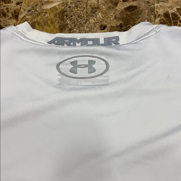 Youth Medium sleeveless white under Armour - Picture 3 of 3